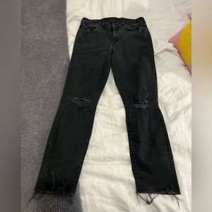 MOTHER jeans - size 28